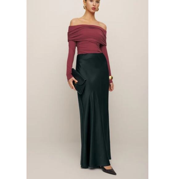 Reformation Florentina off shoulder long sleeve top - Picture 9 of 9
